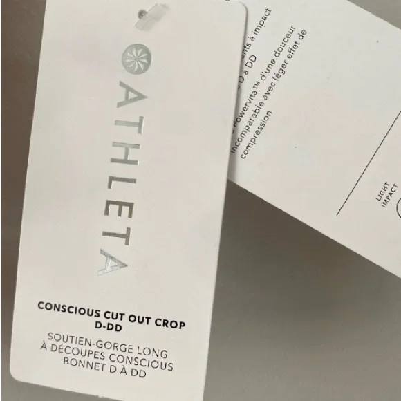 ATHLETA CONSCIOUS CUT OUT CROP D-DD - Picture 10 of 16